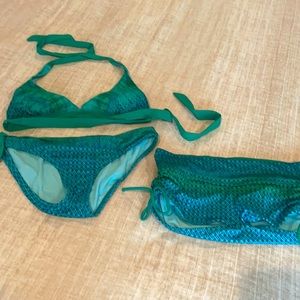 Athleta three piece bathing suit set - size M